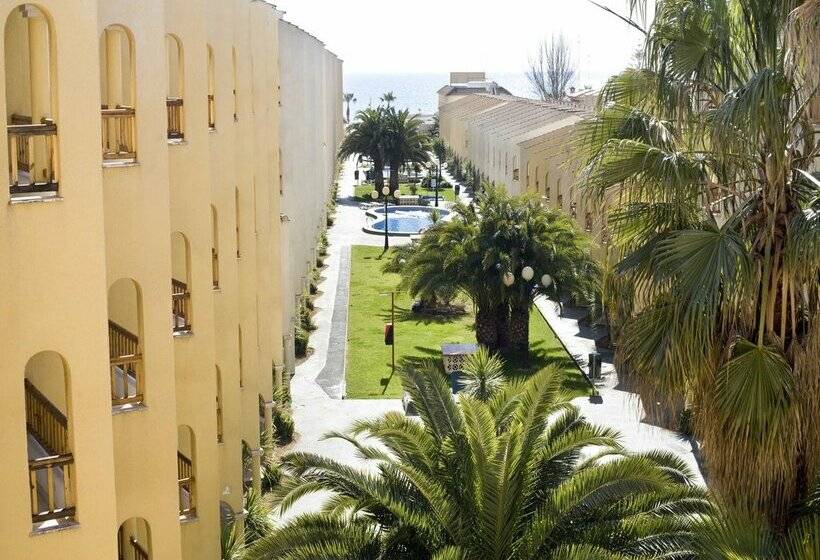 Apartamentos Turísticos Jardines del Plaza