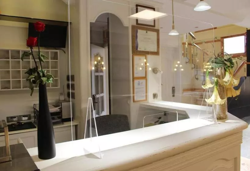 בית מלון כפרי A Boira