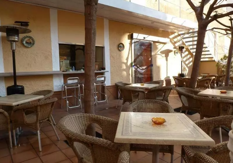 ホテル Costa Brava