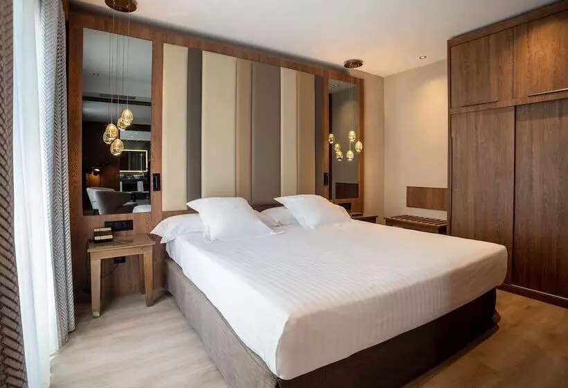 Hotel Granada Center