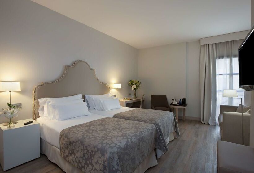 هتل NH Collection Amistad Cordoba