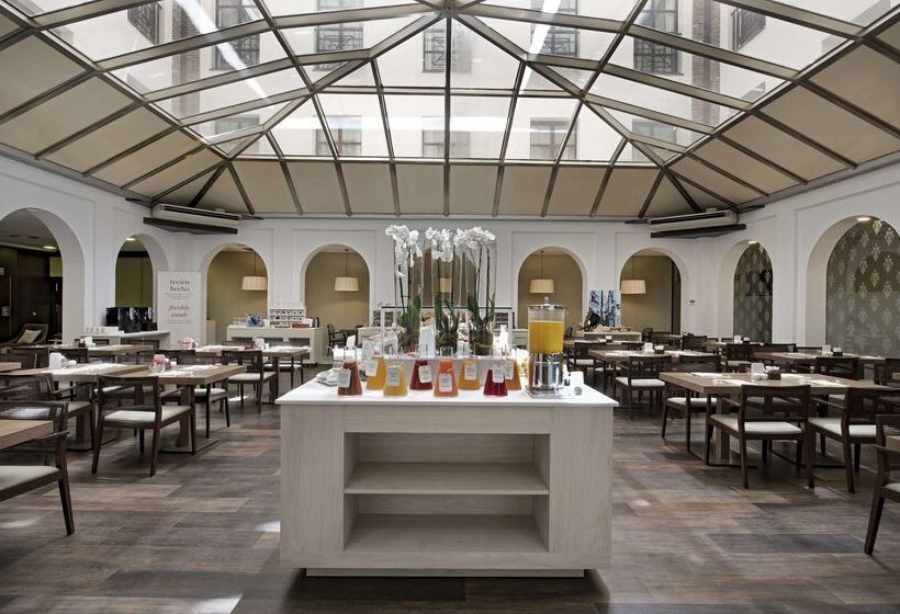 هتل NH Collection Amistad Cordoba