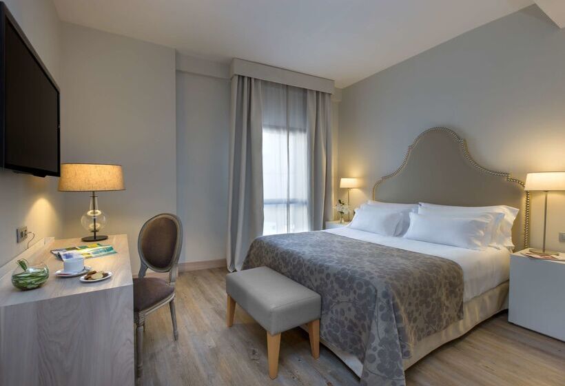 هتل NH Collection Amistad Cordoba