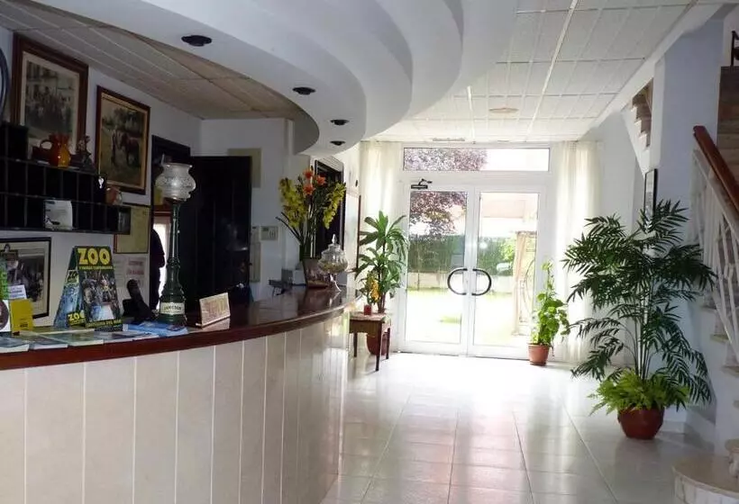 호텔 Playa De Merón