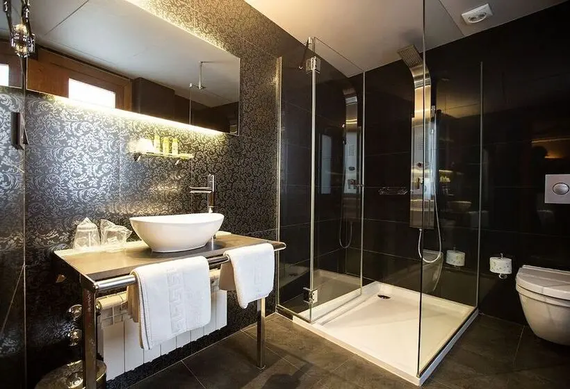 Hotel Sancho Abarca Petit Spa