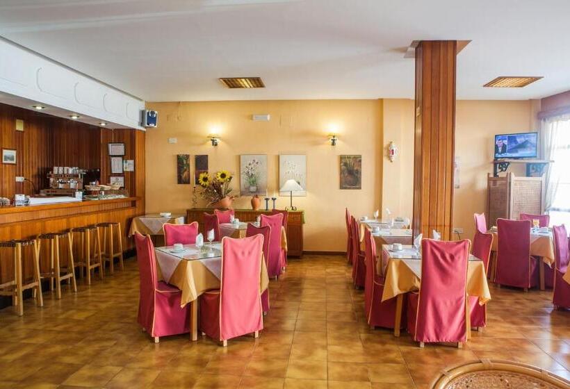 Hotel Tres Jotas Conil