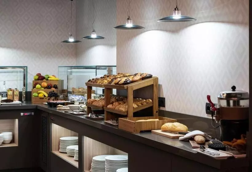 فندق Catalonia Gran Via Madrid