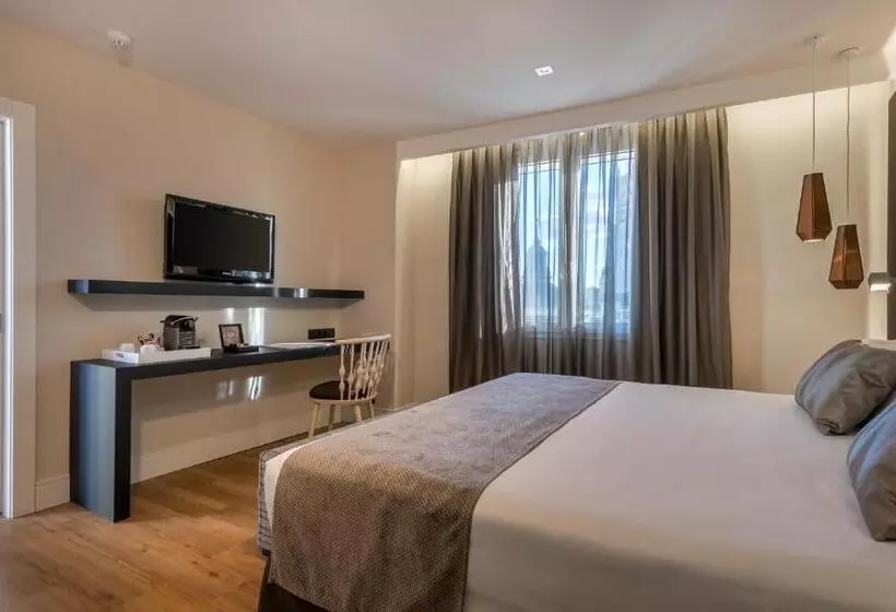 فندق Catalonia Gran Via Madrid