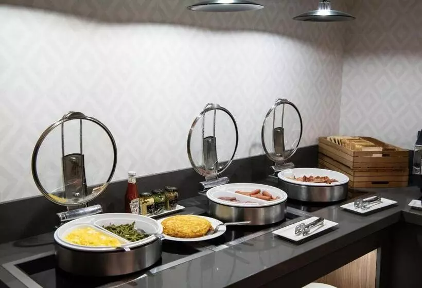 فندق Catalonia Gran Via Madrid