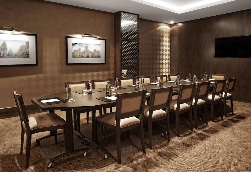 هتل Claridge Madrid