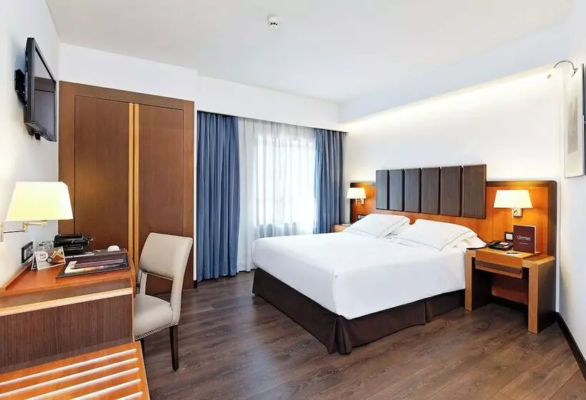 هتل Claridge Madrid