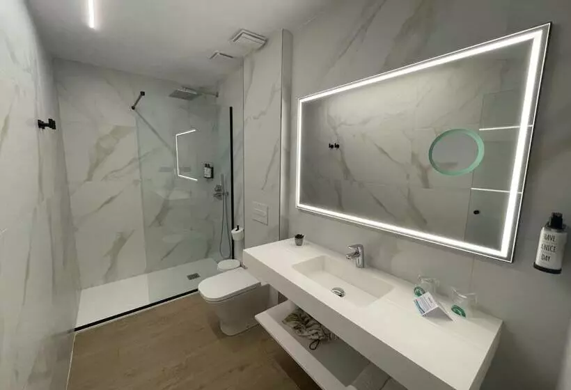 فندق Delfin Azul