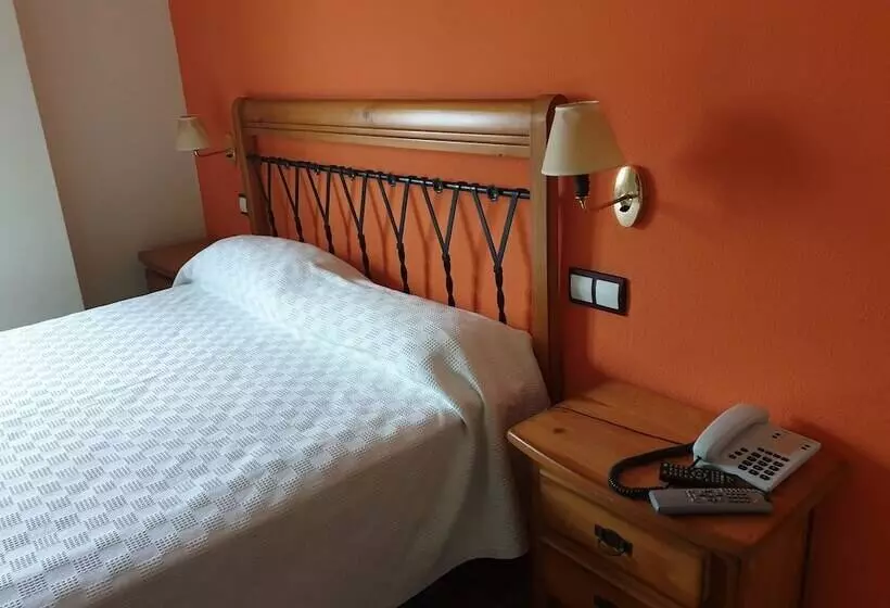 فندق Hostal Señora María