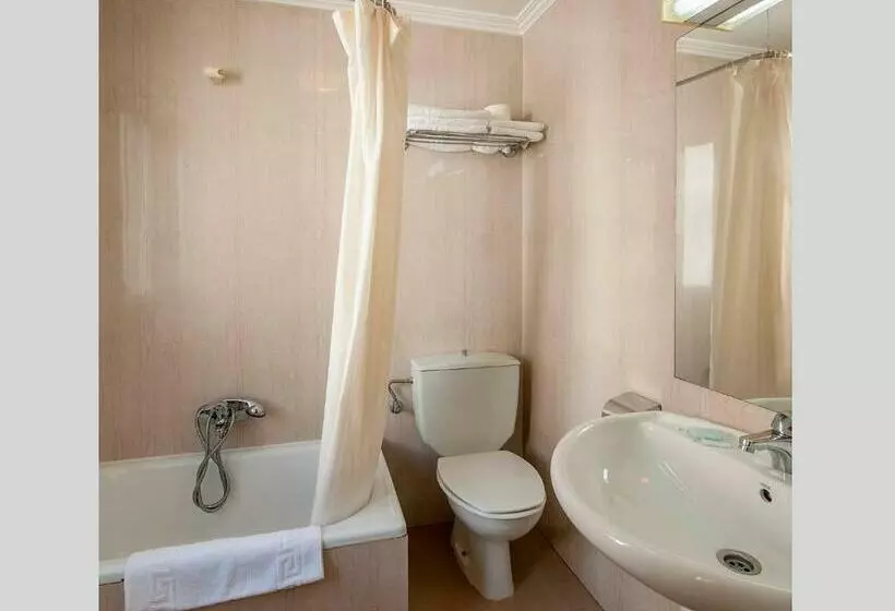 בית מלון כפרי Isolino