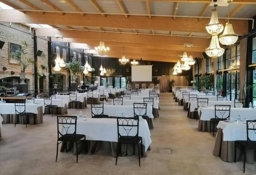 ホテル Luze El Toro