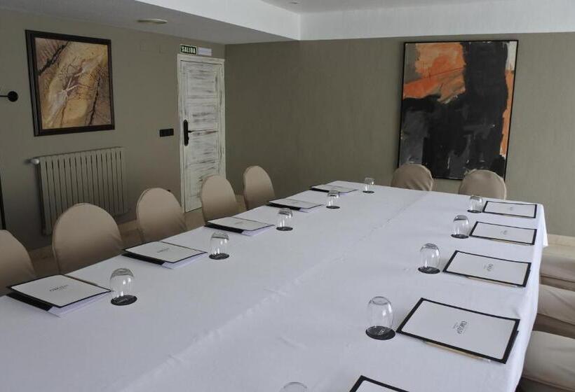 ホテル Luze El Toro