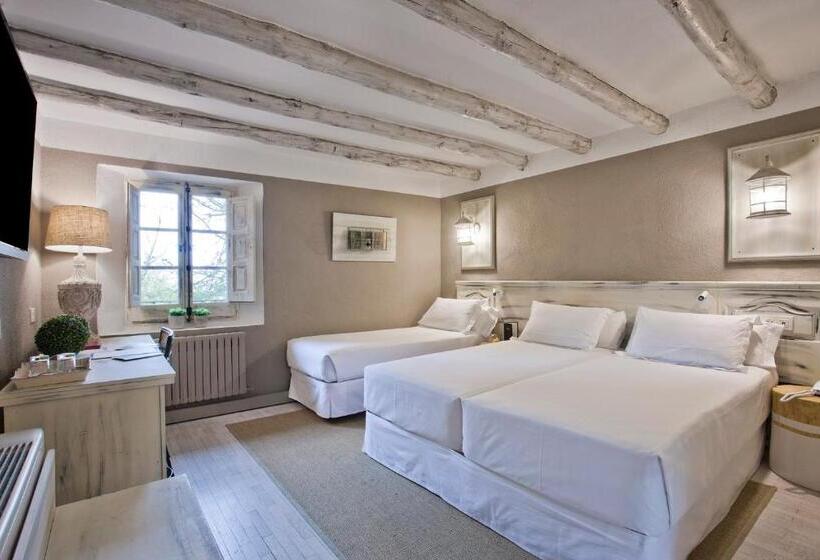 ホテル Luze El Toro