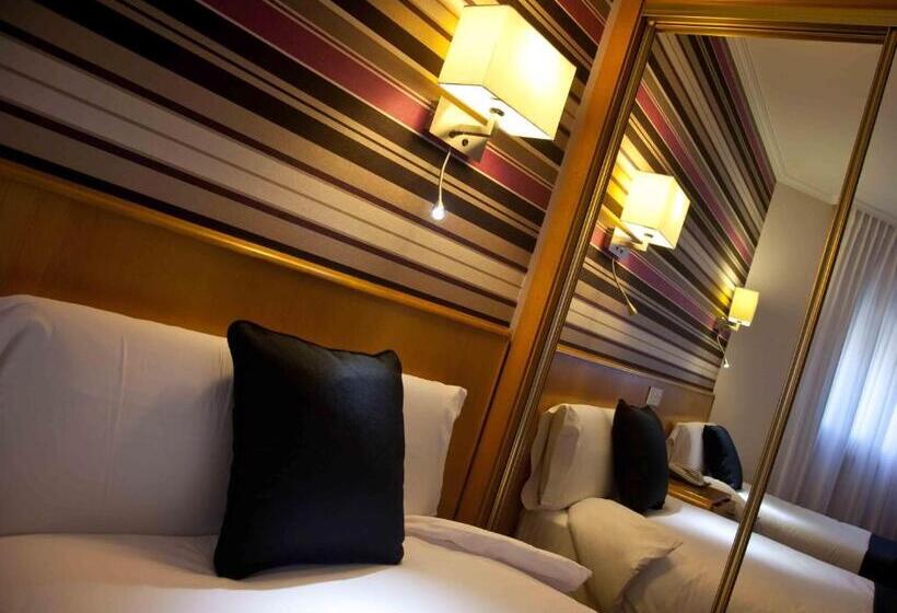 Hotel Palacio De Cristal