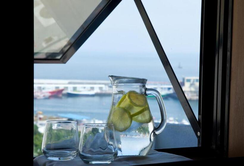 Hotel Palacio De Cristal