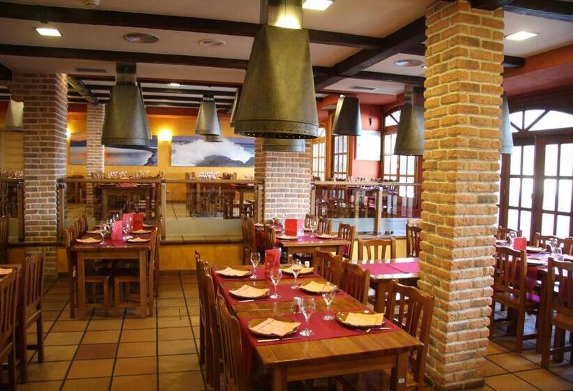 Hotel Palacio De Cristal