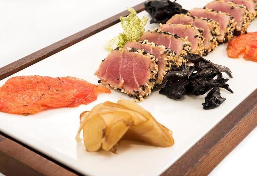 هتل Catalonia Reina Victoria