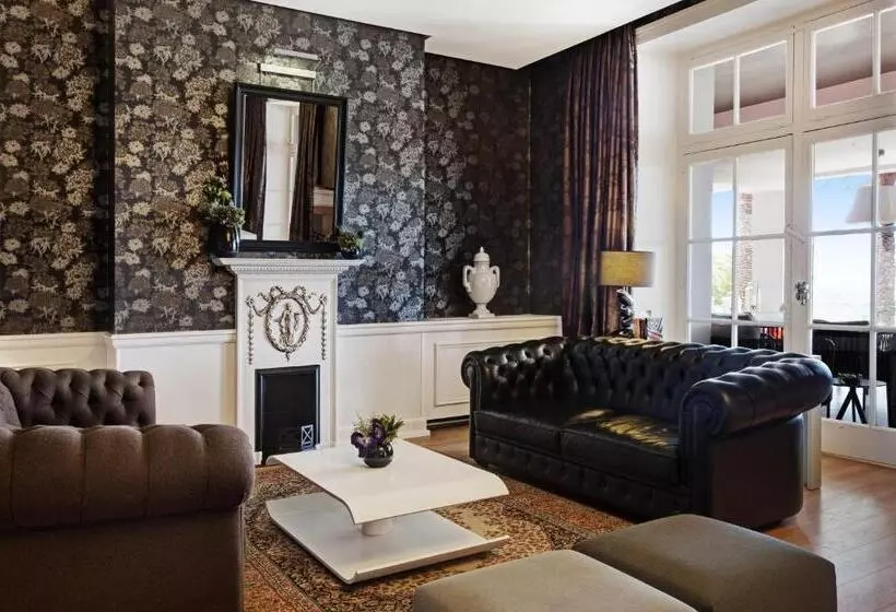 ホテル Catalonia Reina Victoria