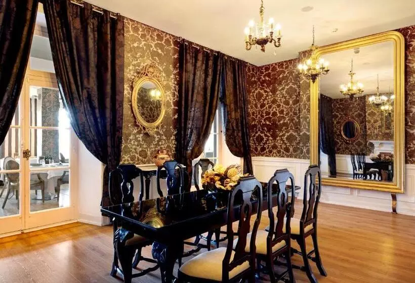 ホテル Catalonia Reina Victoria