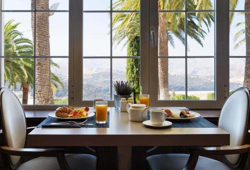 هتل Catalonia Reina Victoria