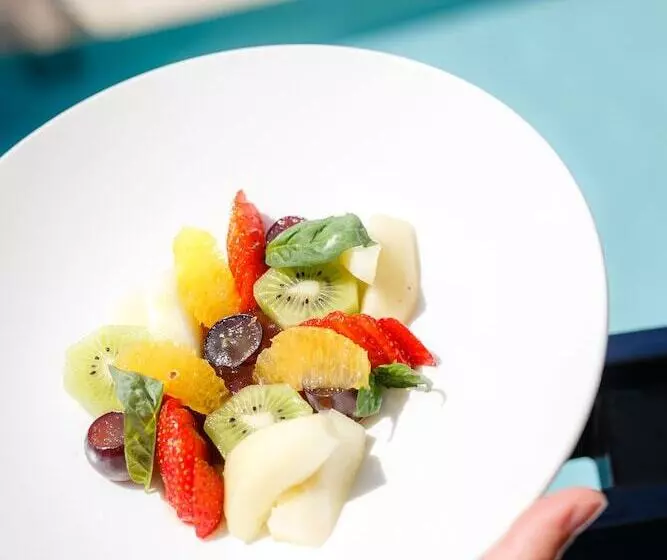 هتل Helios Lloret