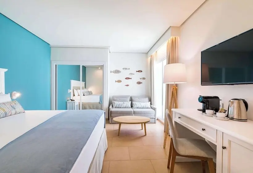Hotelli Occidental Torremolinos Playa