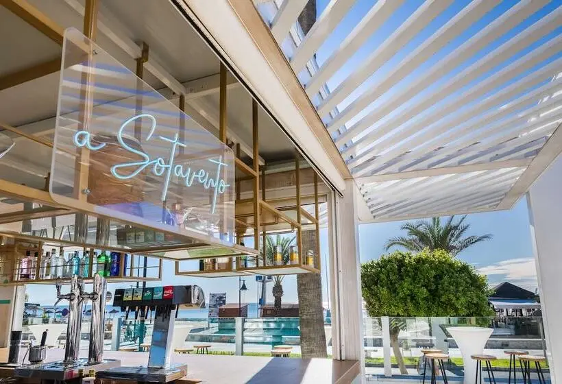 Hotelli Occidental Torremolinos Playa