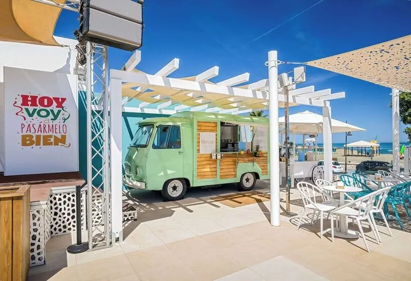 Hotelli Occidental Torremolinos Playa
