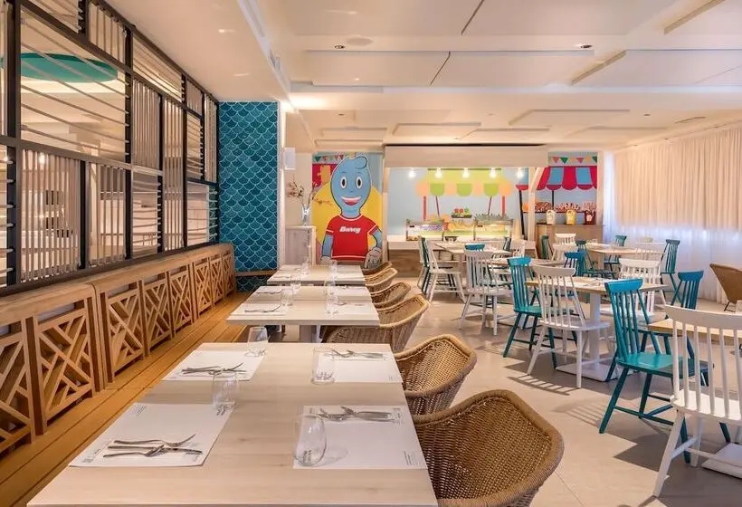 Hotelli Occidental Torremolinos Playa