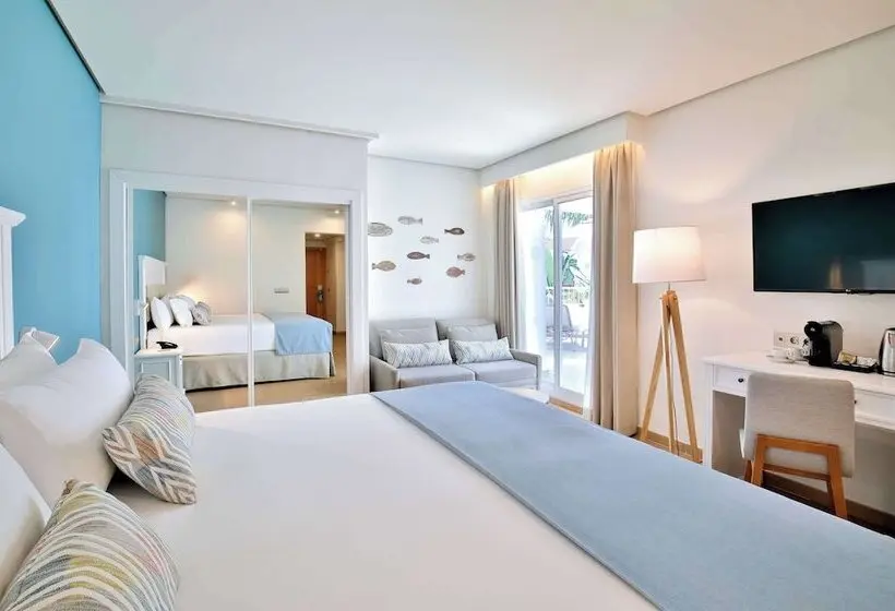 Hotelli Occidental Torremolinos Playa