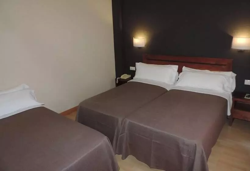 Hotel Puerta De Espana