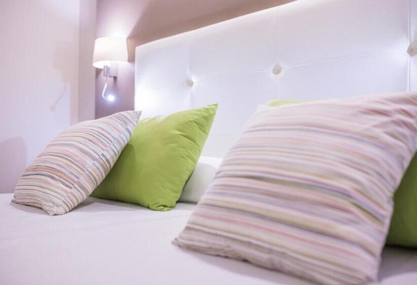 هتل Rf San Borondon