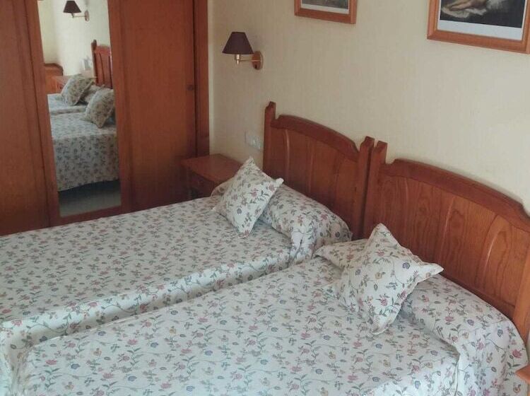 בית מלון כפרי Villa Ducal Osuna