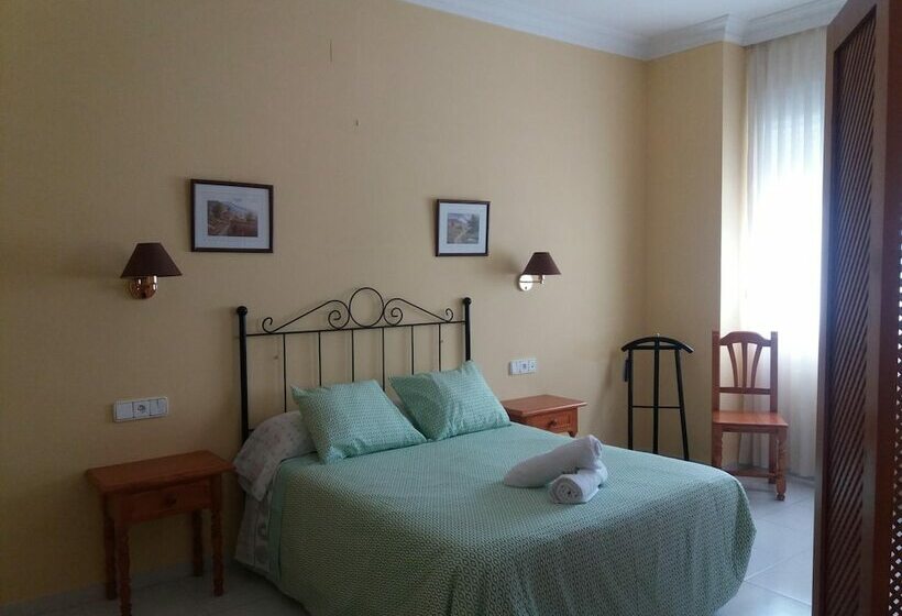 בית מלון כפרי Villa Ducal Osuna