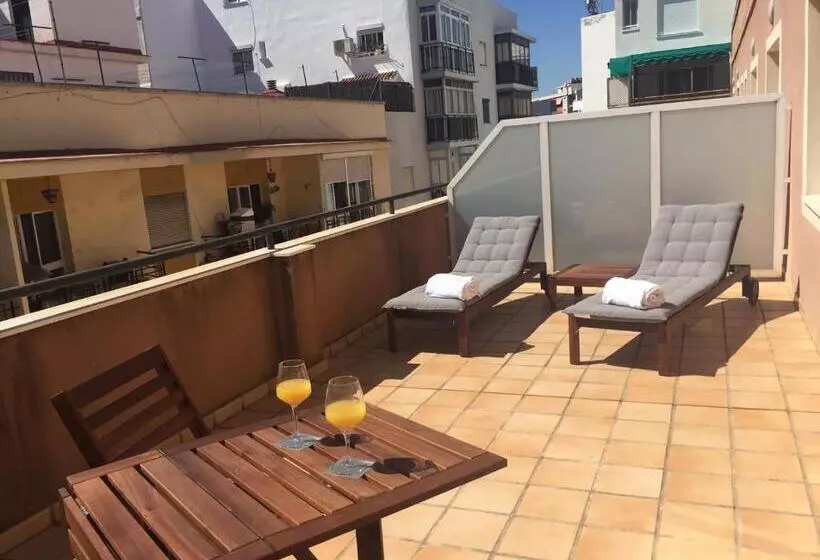 Отель Zenit Malaga