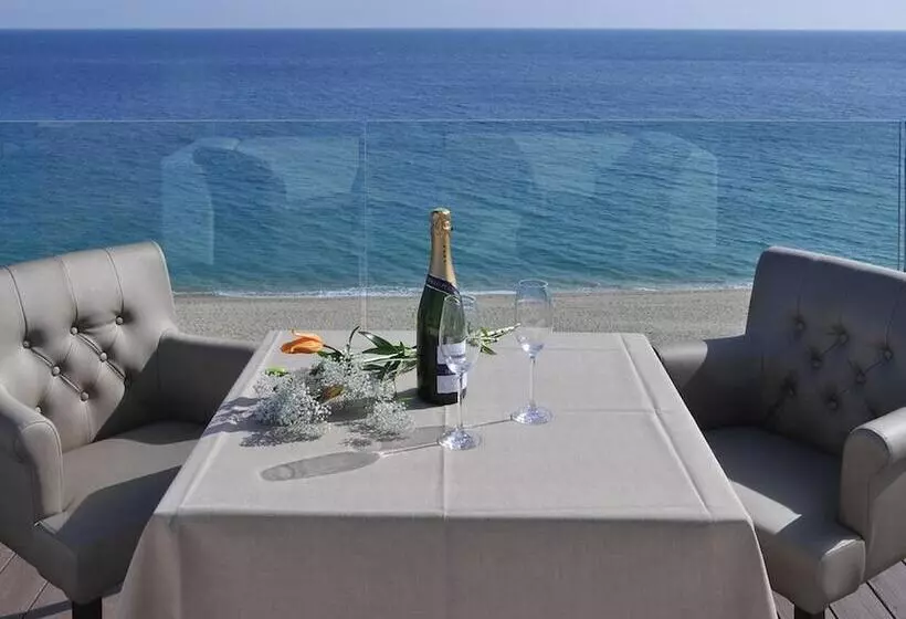 Cosmopolita Hotel Boutique & Spa