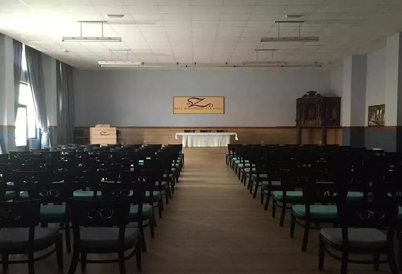 酒店 Real Monasterio De San Zoilo