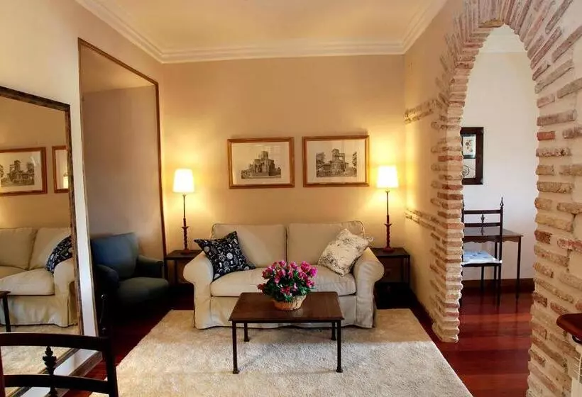 酒店 Real Monasterio De San Zoilo