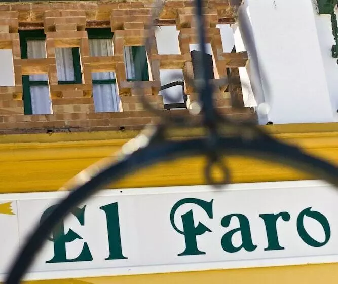 Hostal El Faro