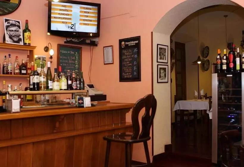 酒店 Hostal Esmeralda