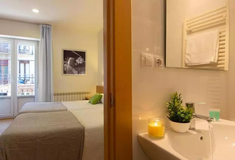 Отель Hostal La Numantina