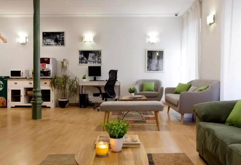 Отель Hostal La Numantina