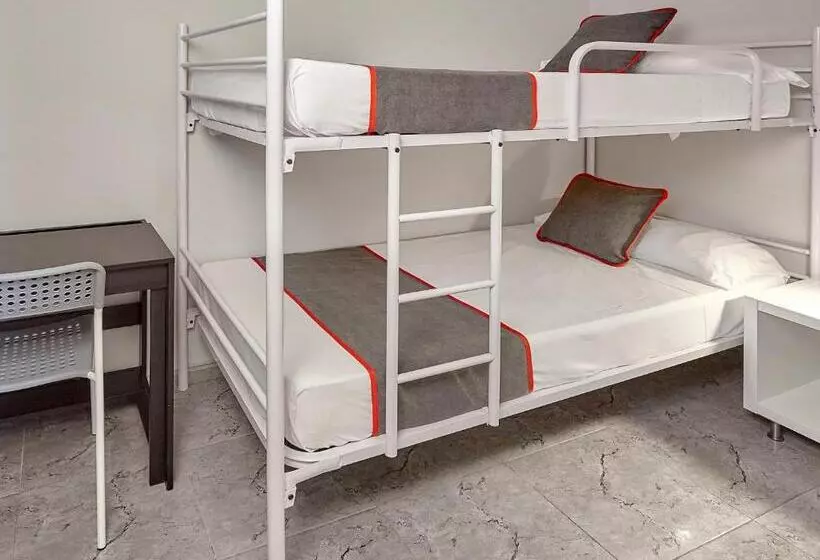 酒店 Hostal Mas Ferrer