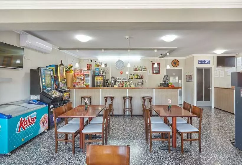 酒店 Hostal Mas Ferrer