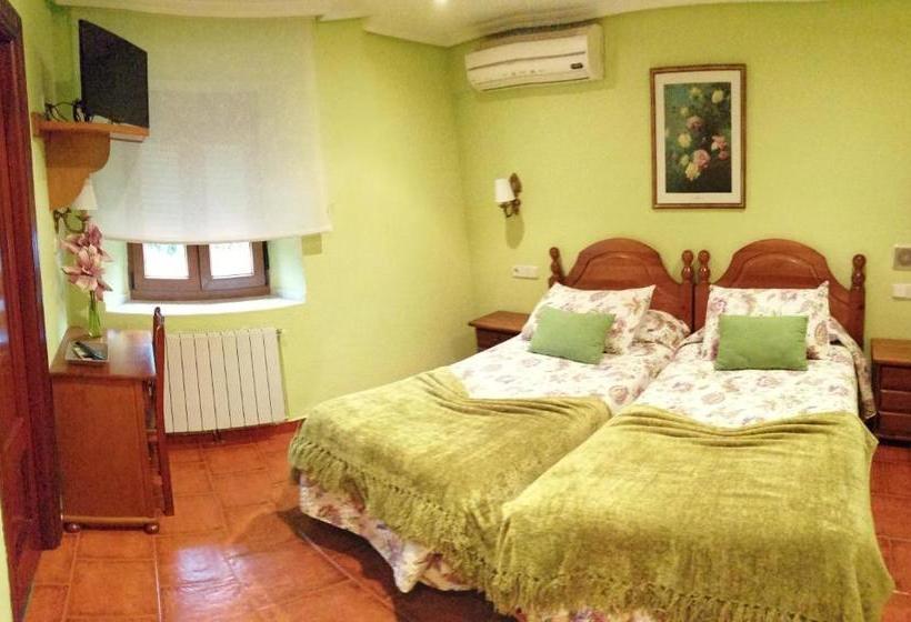 Hotelli Hostal Mizmaya