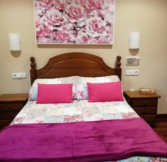 Hotelli Hostal Mizmaya